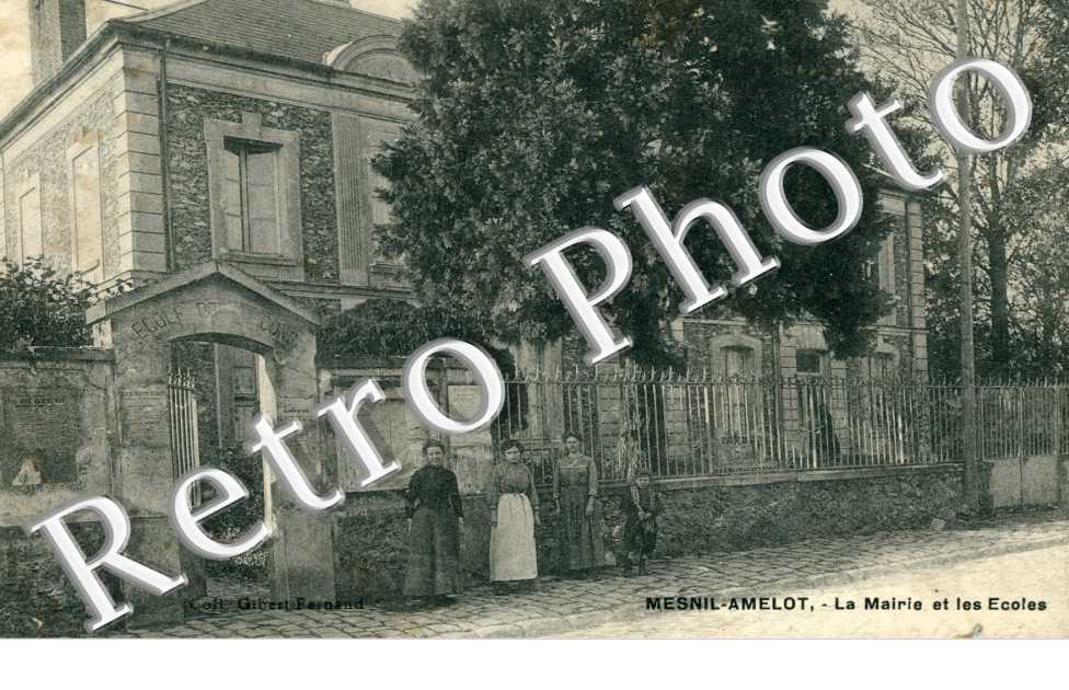 la Mairie et les Ecoles