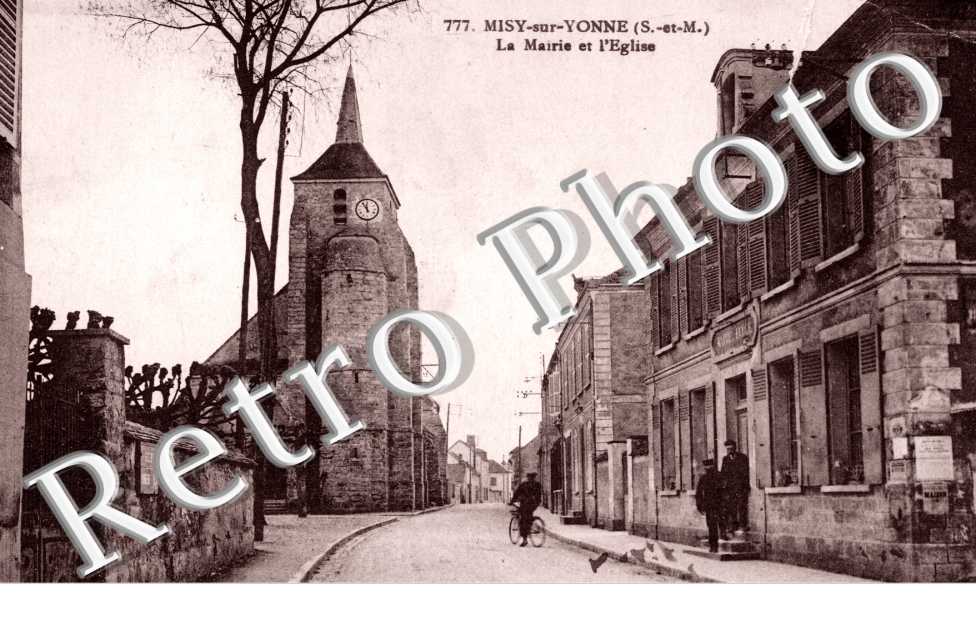la Mairie et l'Eglise