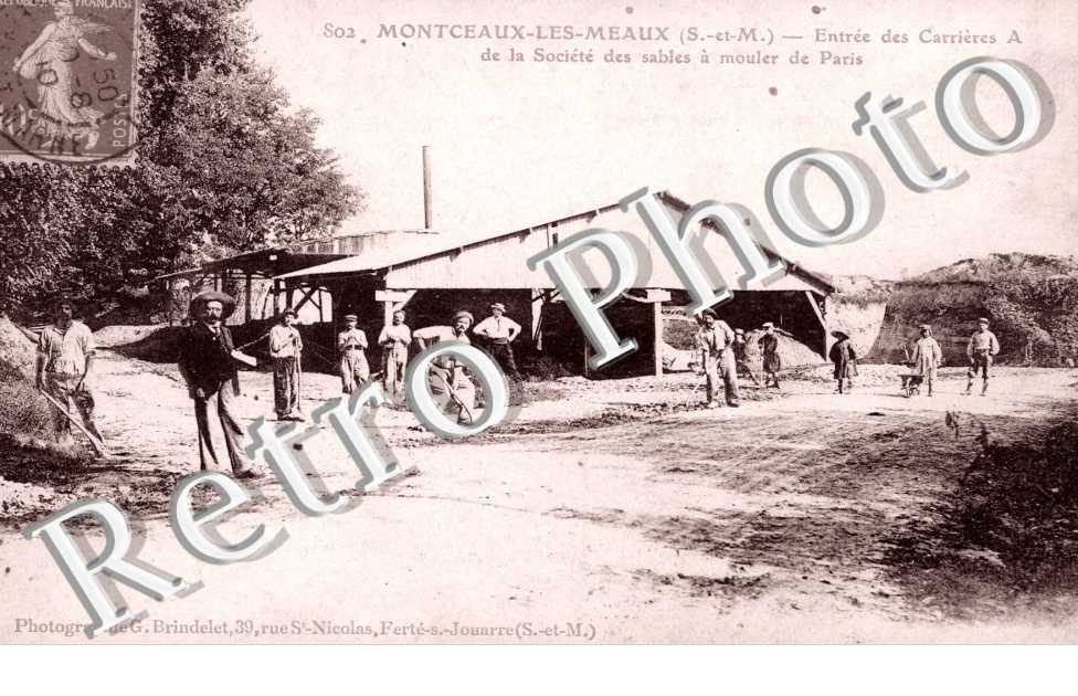 l'Entree des Carrieres A de la Societe des Sables a mouler de Paris