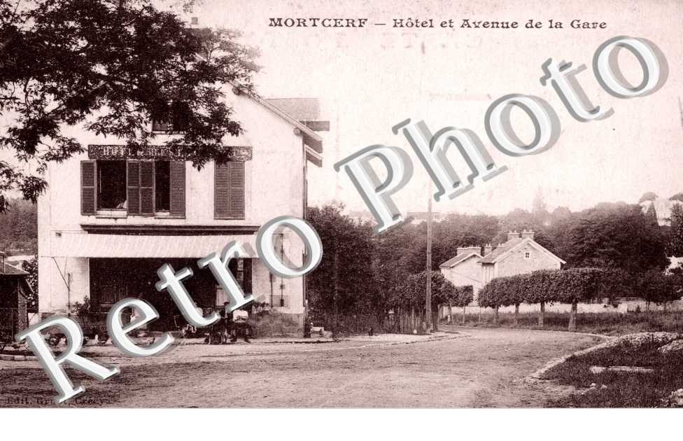 l'Hotel et l'Avenue de la Gare