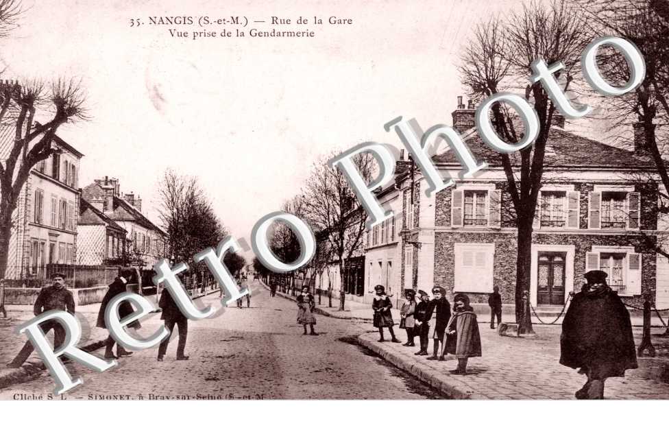 la Rue de la Gare, Vue prise de la Gendarmerie
