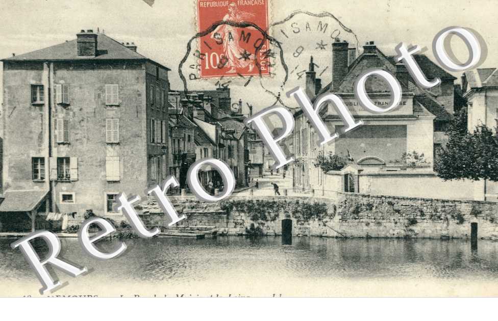 la Rue de la Mairie et le Loing