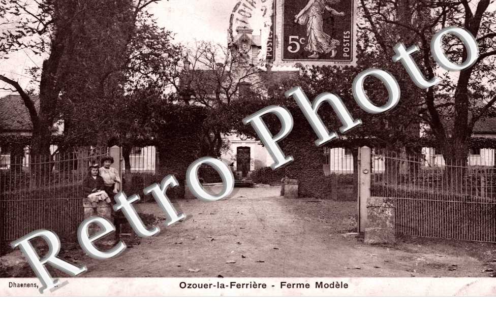 Ozouer la Ferriere  Ferme modele