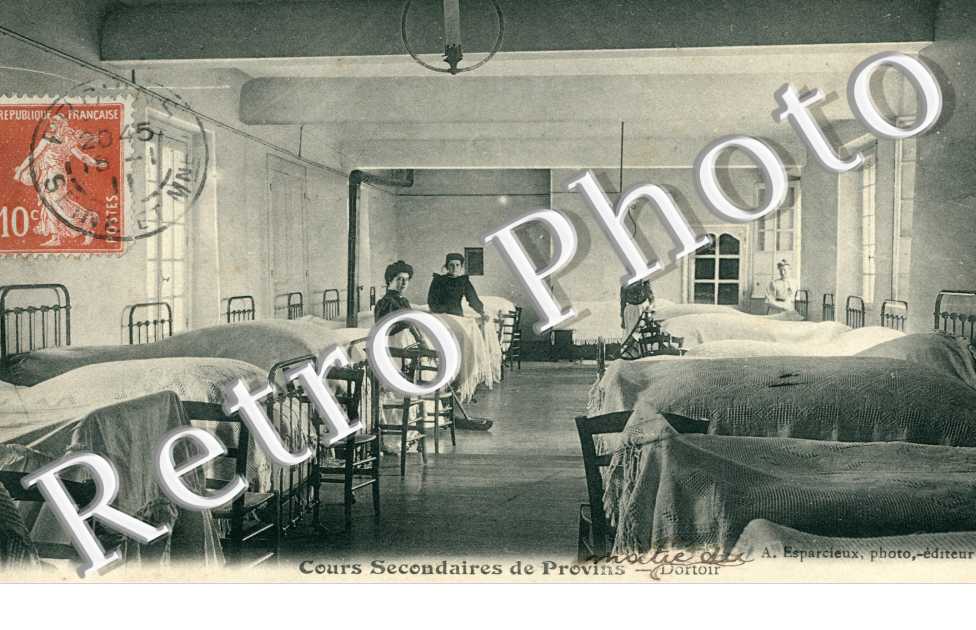 Cours Secondaires de Provins, Dortoir