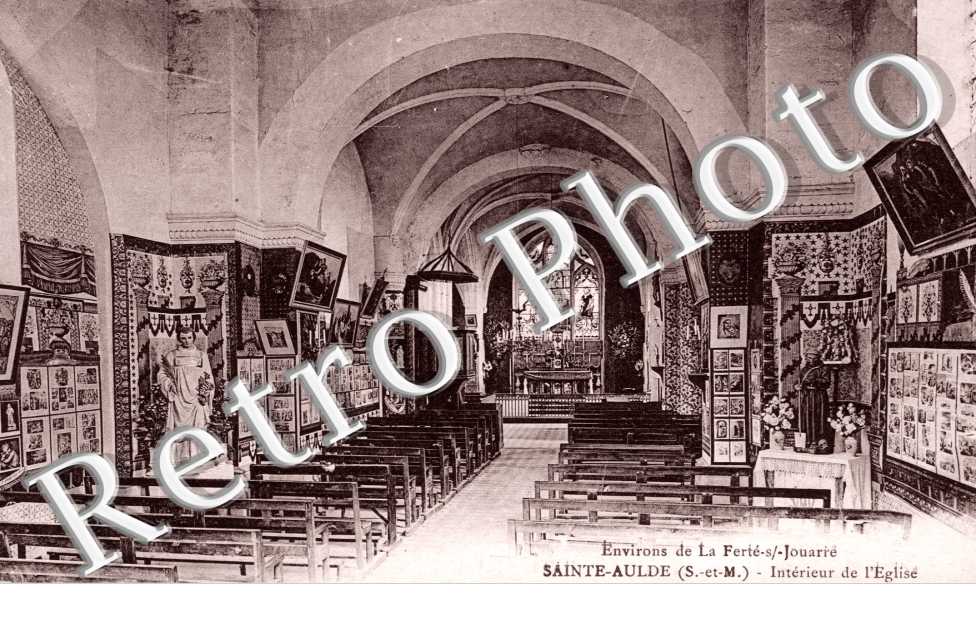 Interieur de l'Eglise