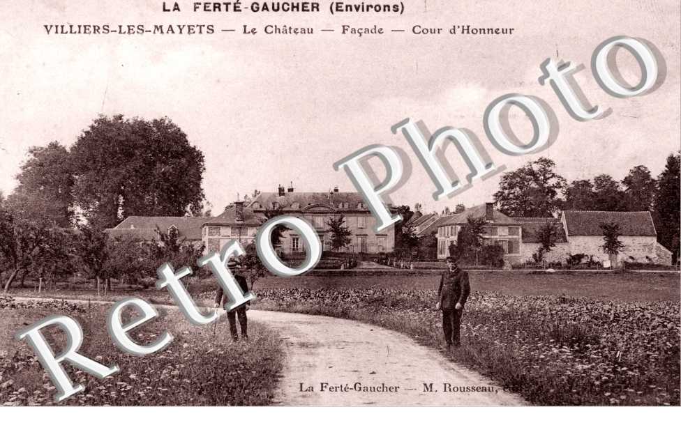 Villiers les Maillets -   chateau - cour d'honneur