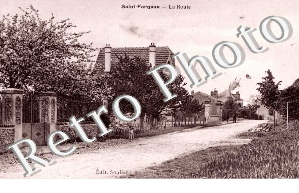 Saint-Fargeau, la Route