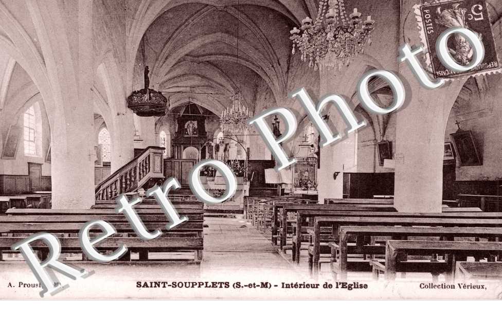 Interieur de l'eglise
