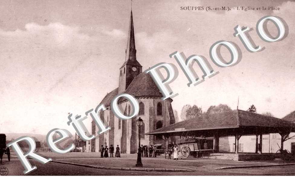 l'eglise et la place