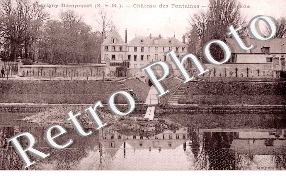Thorigny-Dampmart, Chateau des Fontaines, Lac et Facade