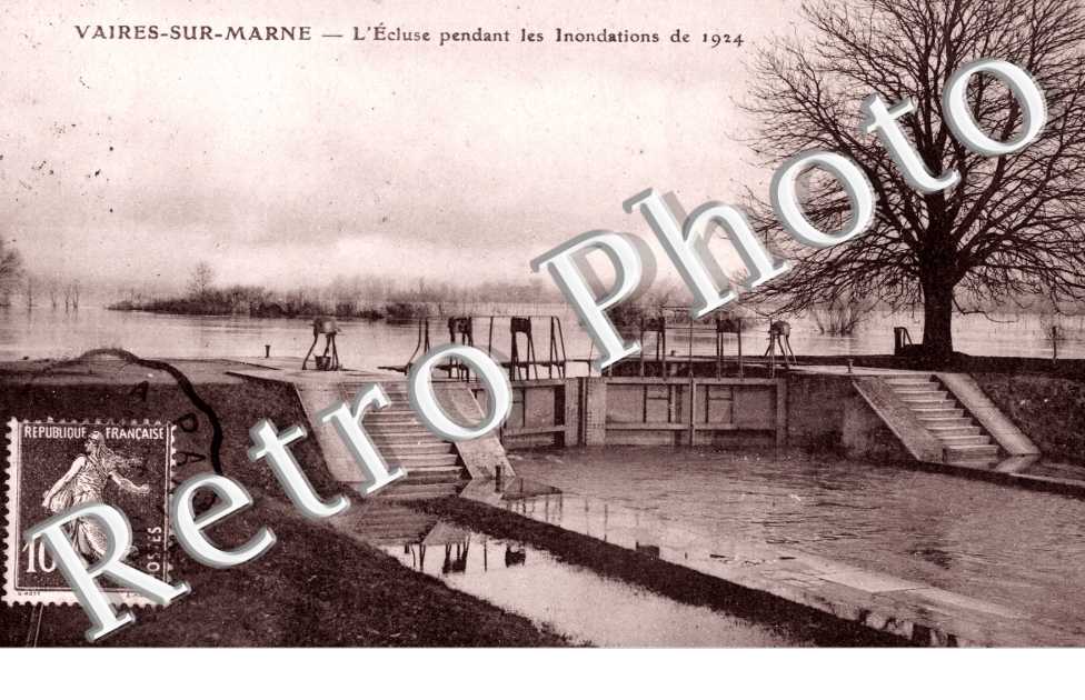 l'ecluse pendant les inondations de 1924