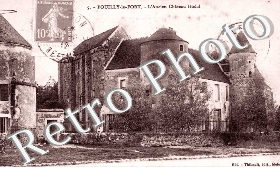 Pouilly-le-fort - le chateau feodal