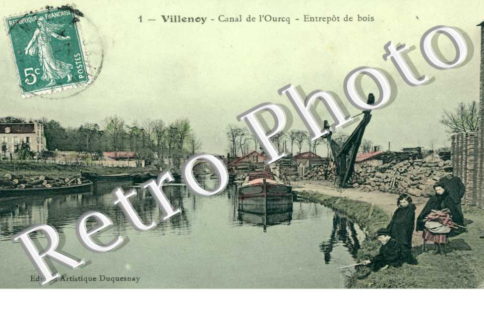 Canal de l'Ourcq, entrepot de Bois