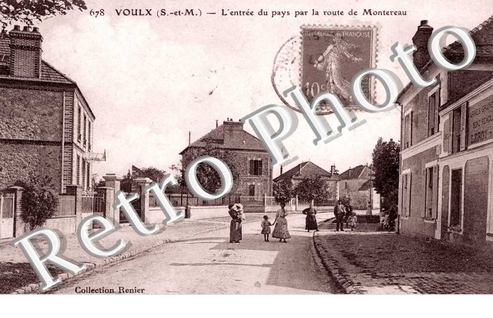 l'entree du pays par la route de montereau