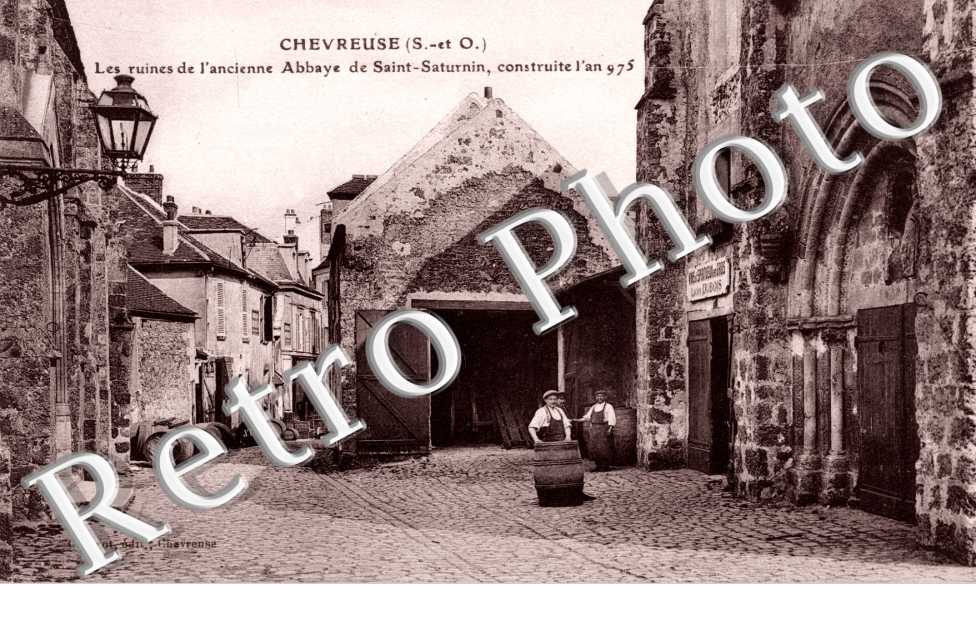 Les ruines de l'ancien abbaye de Saint Saturnin