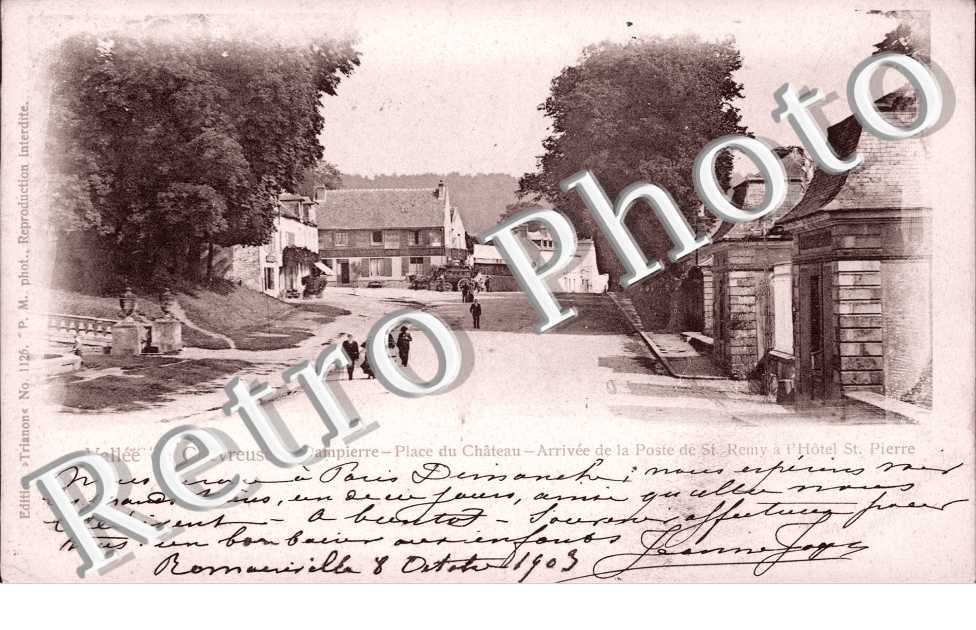 Place du Chateau, Arrivee de la Poste de St Remy a l'Hotel St Pierre