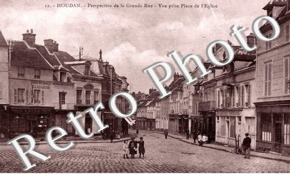 Perspective de la Grande Rue, Vue prise de la Place de l'Eglise