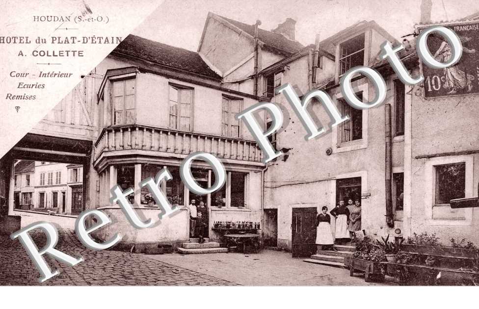 l'Hotel du Plat-d'Etain, Cour Interieur, Ecuries et Remises