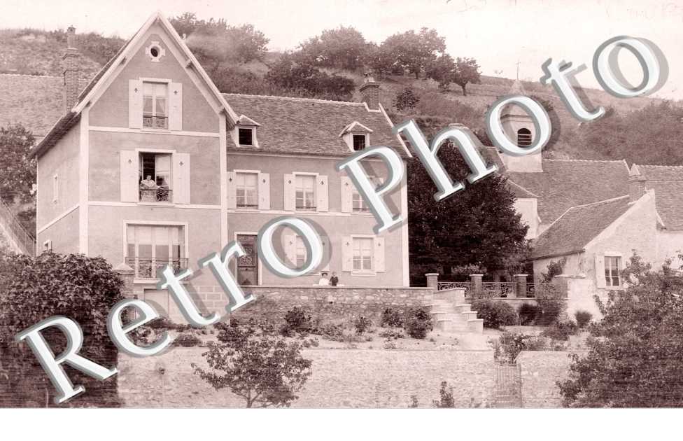 (une maison)