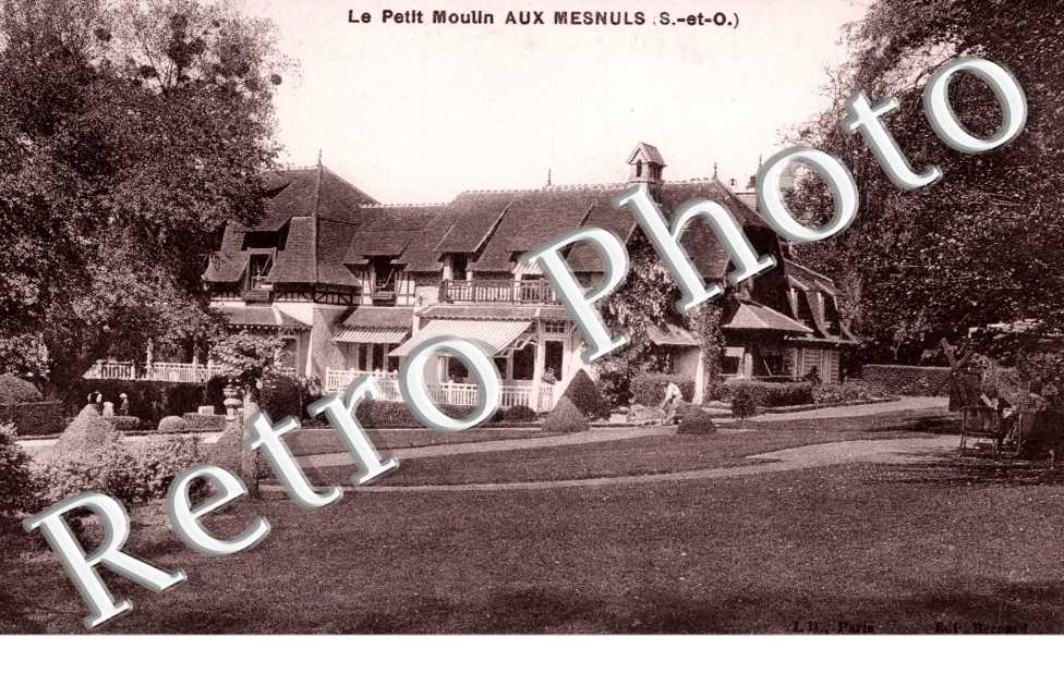 Le Petit Moulin