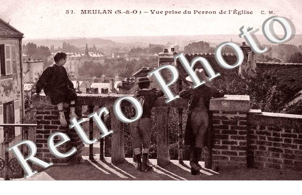 Vue prise du Perron de l'Eglise