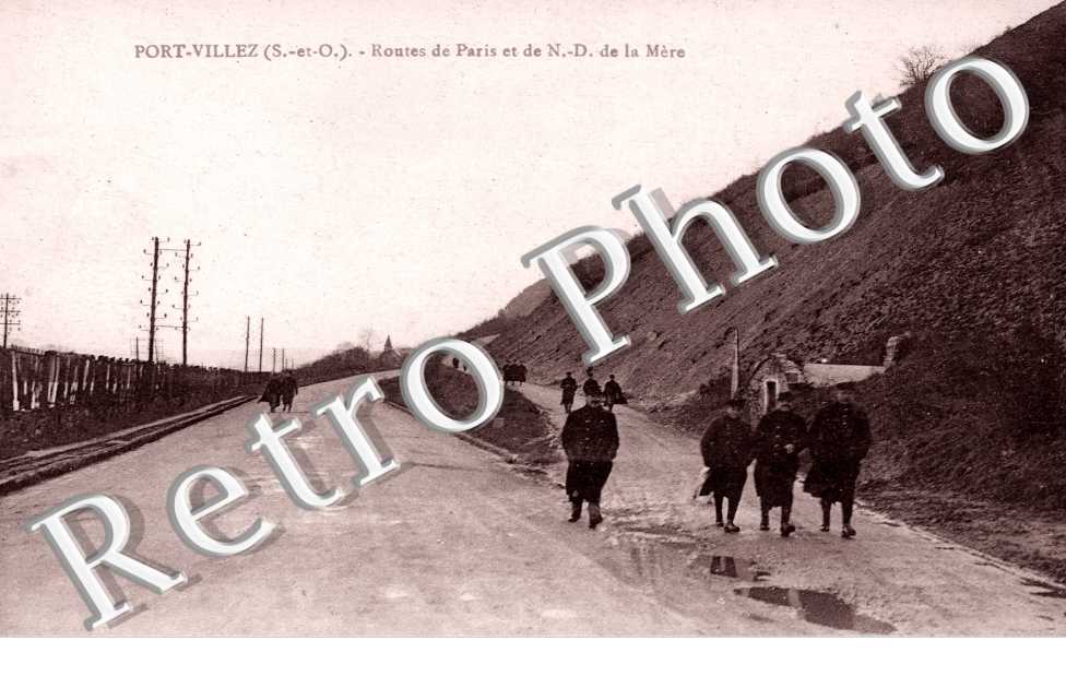 Routes de Paris et de Notre Dame de la Mere