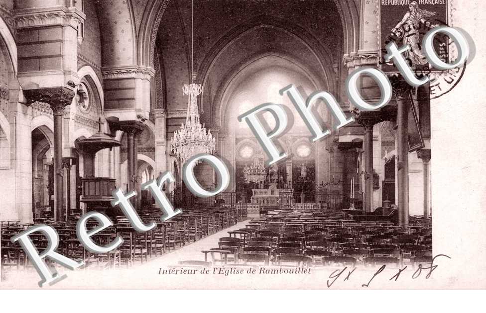 Interieur de l'Eglise