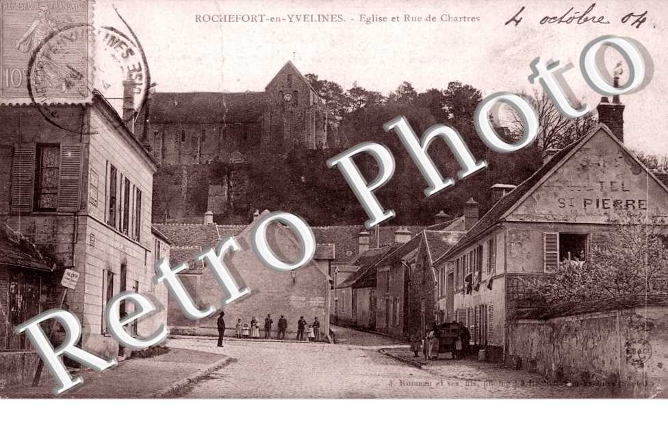 Eglise et Rue de Chartres