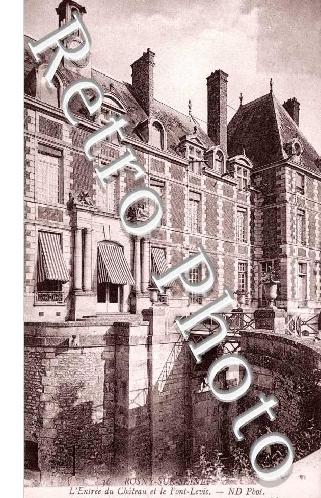 L'Entree du Chateau et le Pont Levis