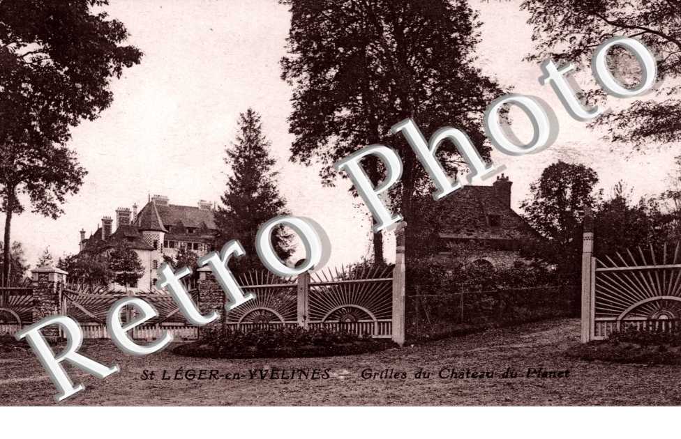Grilles du Chateau du Planet