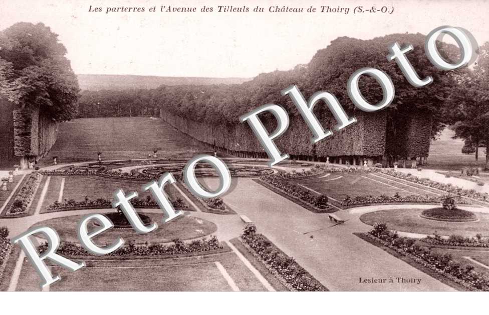 Les parterres et l'avenue des Tilleuls du Chateau
