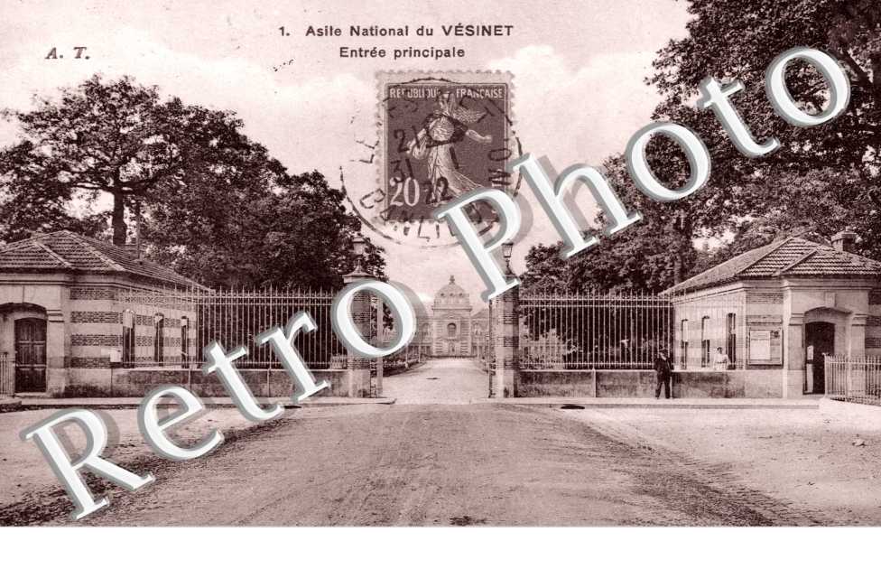 Asile Nationale, entrée principale en 1922