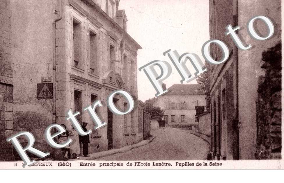 Entree prinicpale de l'Ecole Lenotre, Pupilles de la Seine