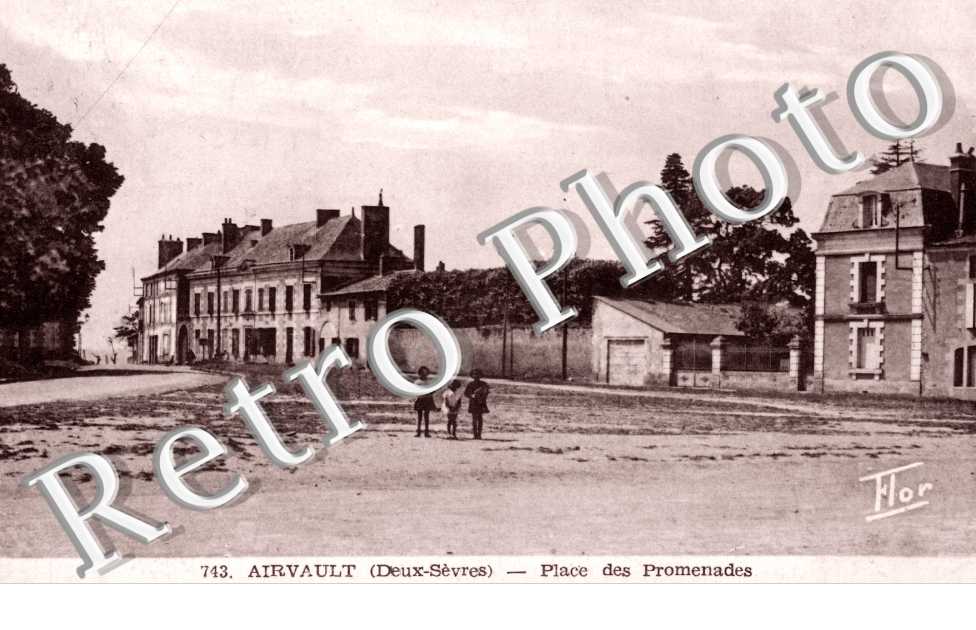 la Place des Promenades