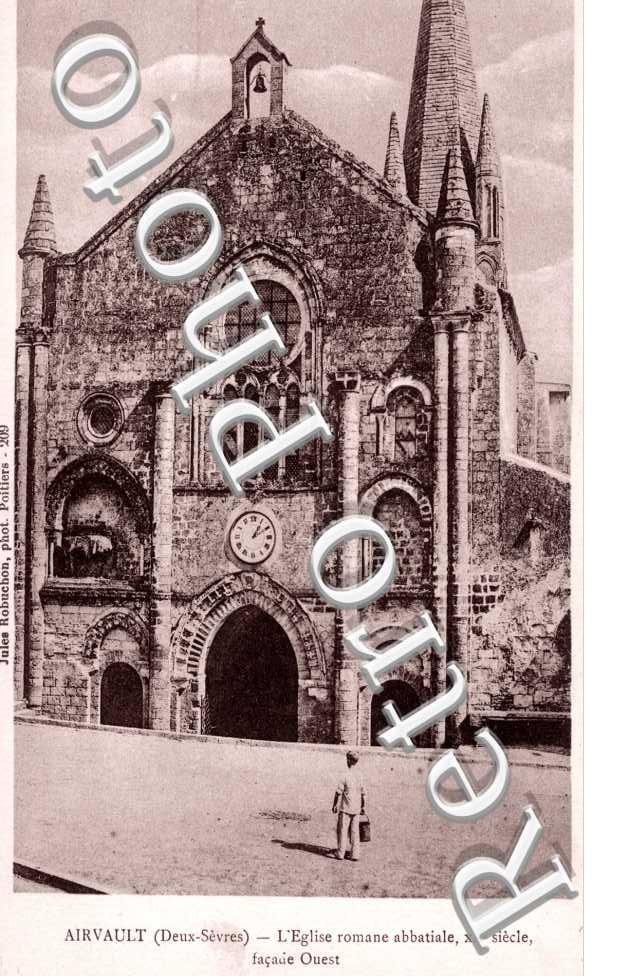 l'Eglise romane abbatiale datant du XIIeme siecle