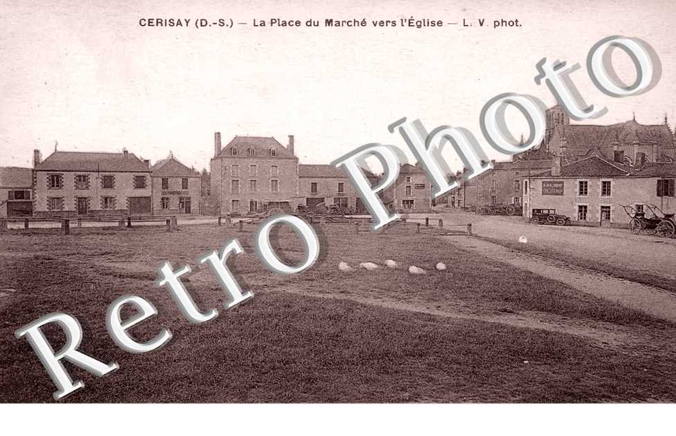 la place du marche vers l' eglise