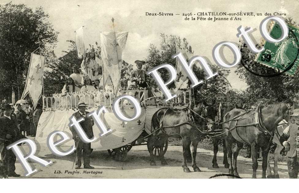 Un des Chars de la fete de Jeanne d'Arc