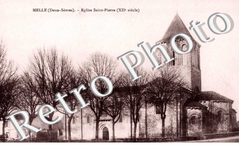 l'Eglise Saint-Pierre datant du XIIeme siecle