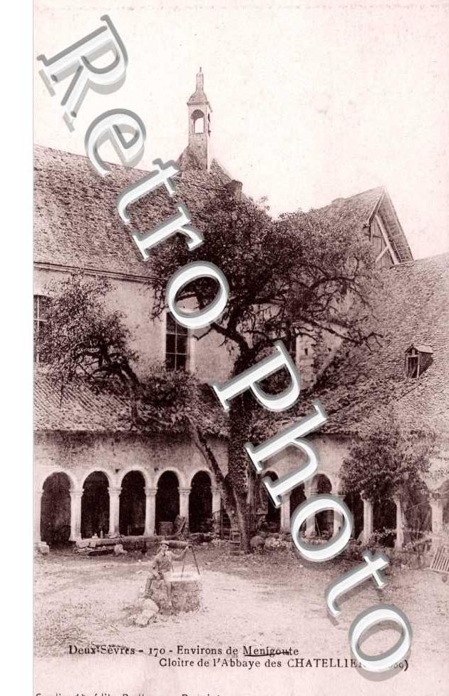 Cloitre de l'Abbaye des Chatelliers