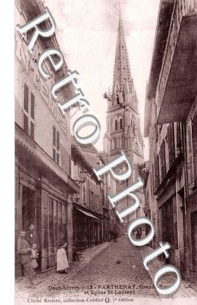 la Grande-Rue et l'Eglise Saint-Laurent