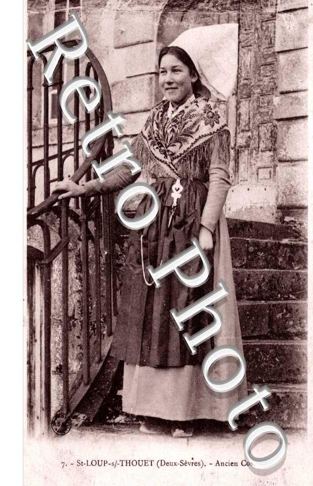 Ancien Costume