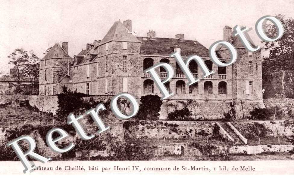le Chateau de Chaille bati par Henri IV