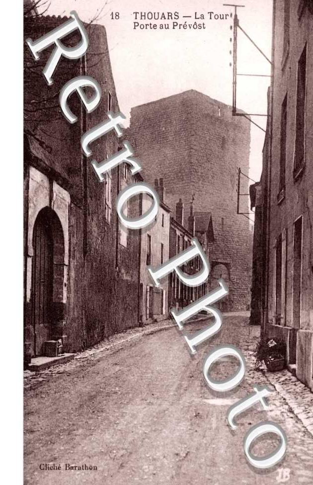La Tour, Porte au Prévost