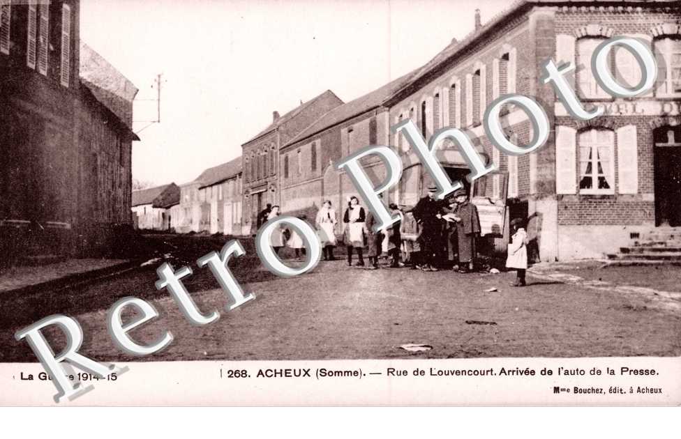 Rue de Lovencourt - arrivee de l'auto de la presse