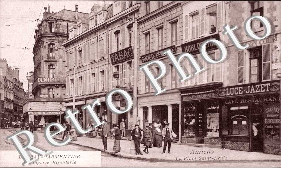 la Place Saint-Denis, Horlogerie-Bijouterie