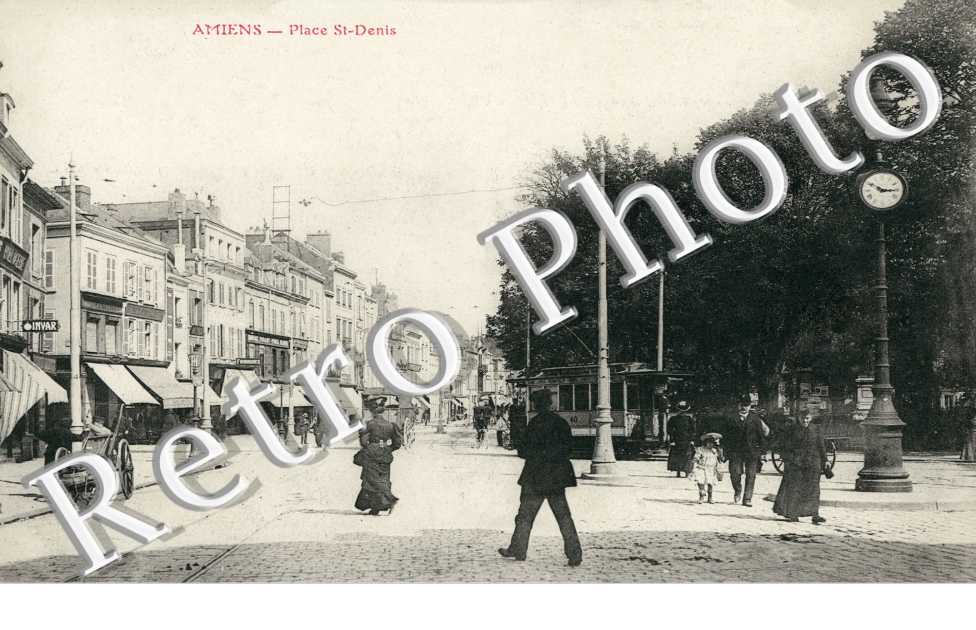 la Place Saint-Denis