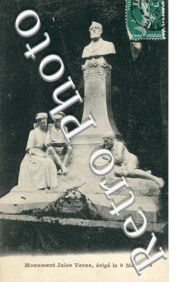 Monument Jules Verne