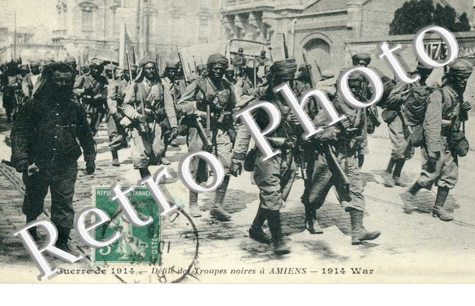 Defile des troupes noires