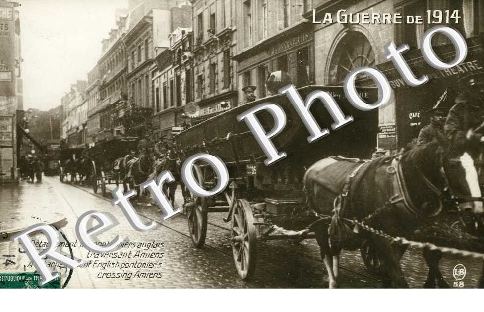 Detachement de Pontonniers Anglais traversant Amiens