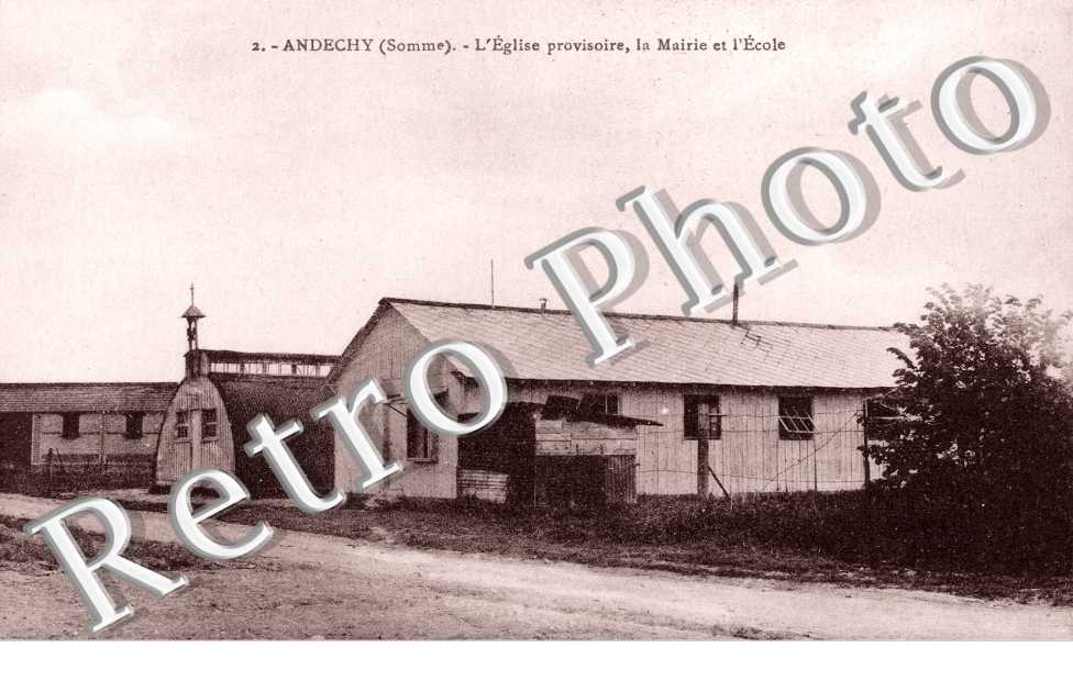 Eglise provisoire, Mairie et Ecole